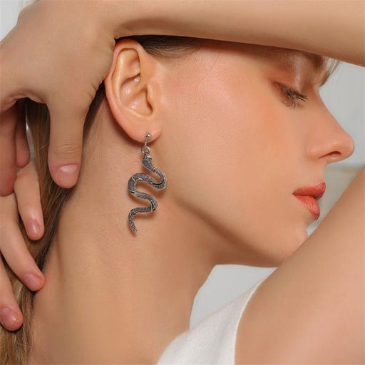 Jewelry WholesaleWholesale Snake Earrings personality snake element alloy earrings JDC-ES-XC349 Earrings 夏晨 %variant_option1% %variant_option2% %variant_option3%  Factory Price JoyasDeChina Joyas De China