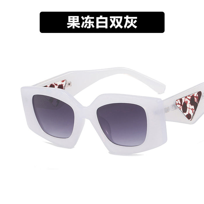 Wholesale Sunglasses Resin Lens PC Frames JDC-SG-PLS099