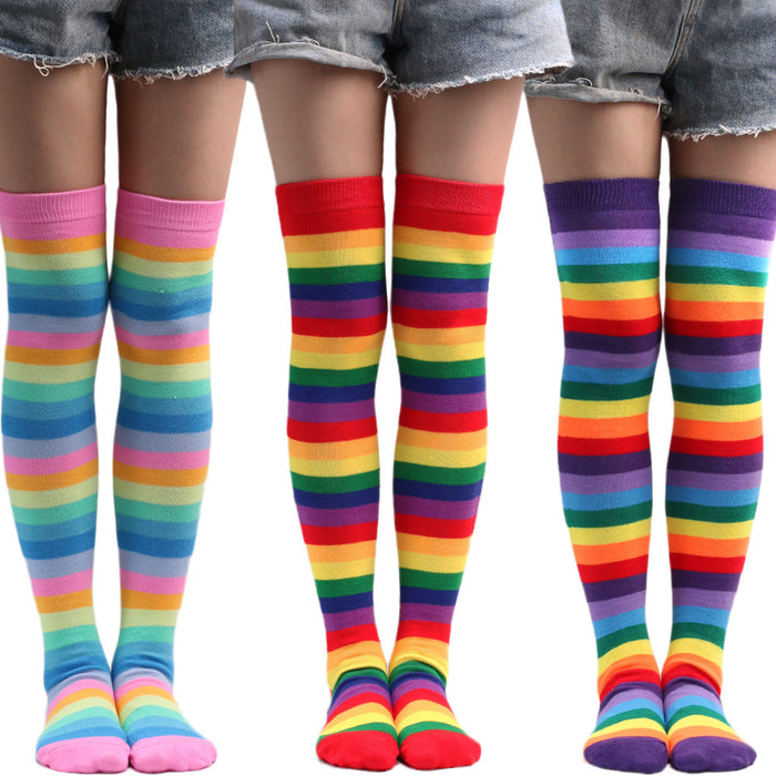 Calcetines al por mayor Polyester Rainbow Stripe Subcamentos sobre la rodilla MOQ≥3 JDC-SK-XQ003