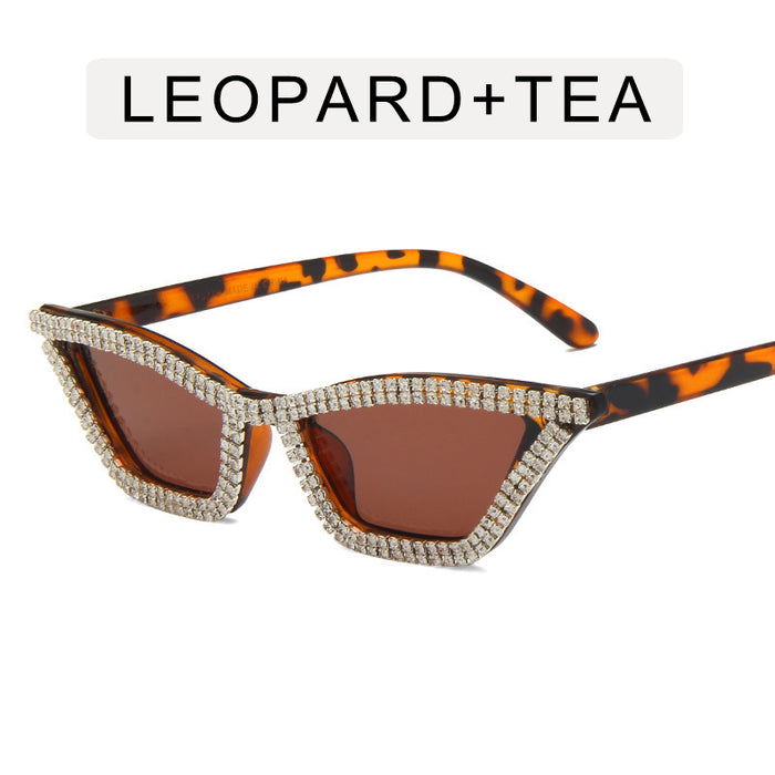 Wholesale diamond cat eye triangle sunglasses with diamonds JDC-SG-GuangD016
