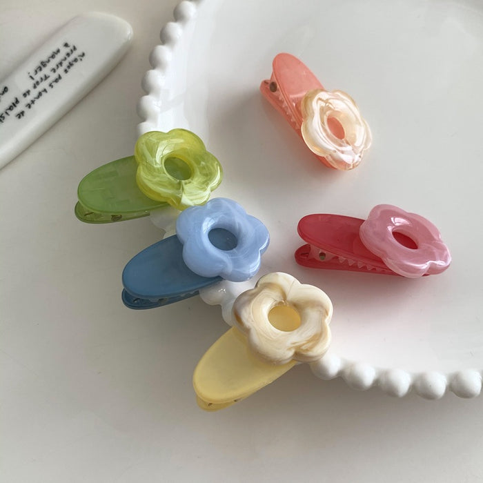Wholesale Hair Clips Resin Colored Flowers JDC-HC-YJM013