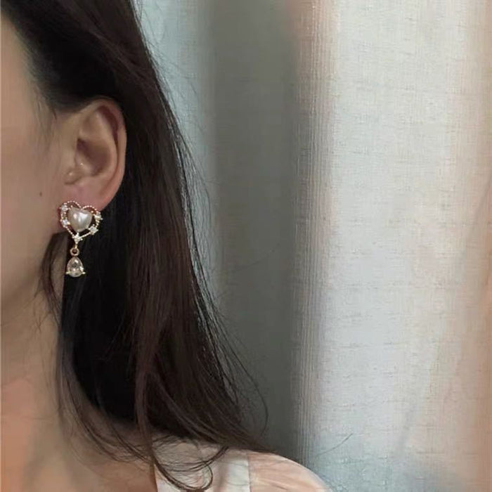 Wholesale Diamond Love Earrings Atmospheric Sweet Water Drop Pendant JDC-ES-Xinx006