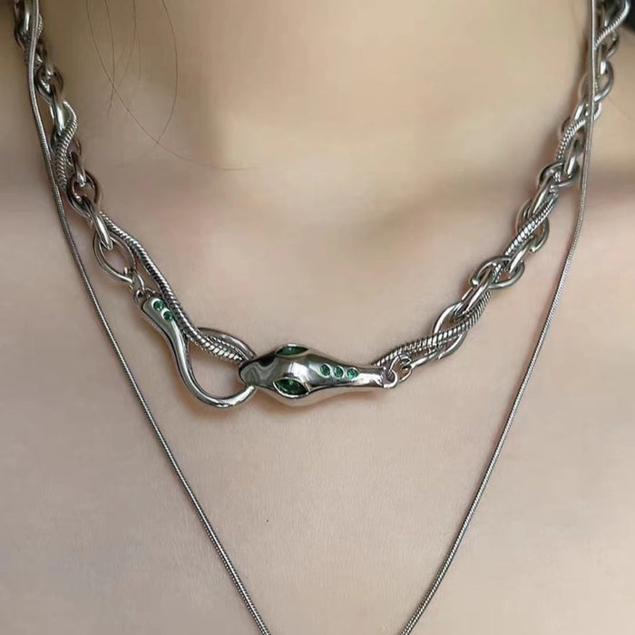 Wholesale Necklace Titanium Steel Design Spirit Snake Double Layer Bracelet Clavicle Chain JDC-NE-YHai006