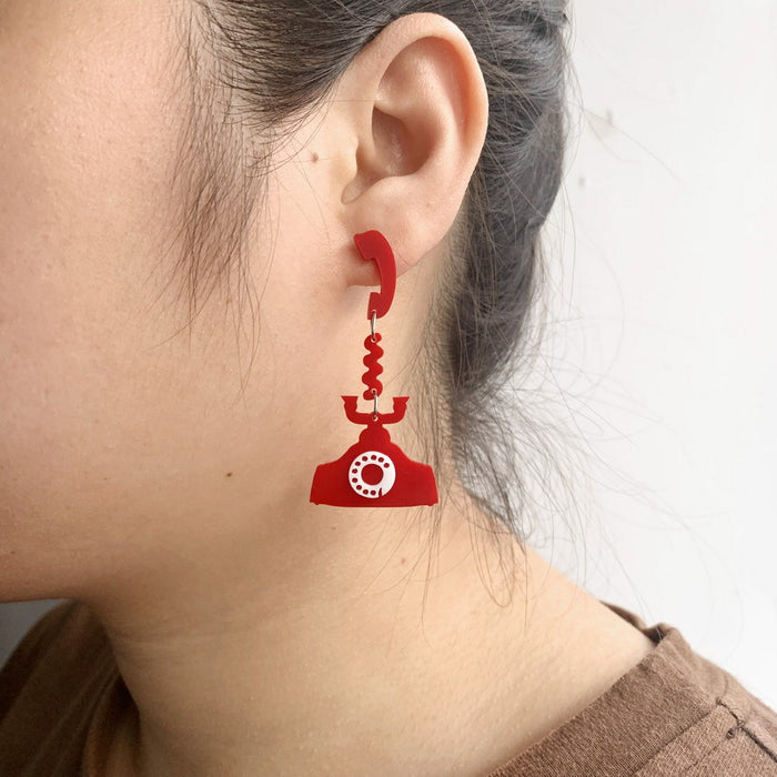 Wholesale earrings acrylic retro phone funny MOQ≥2 JDC-ES-XUEP051