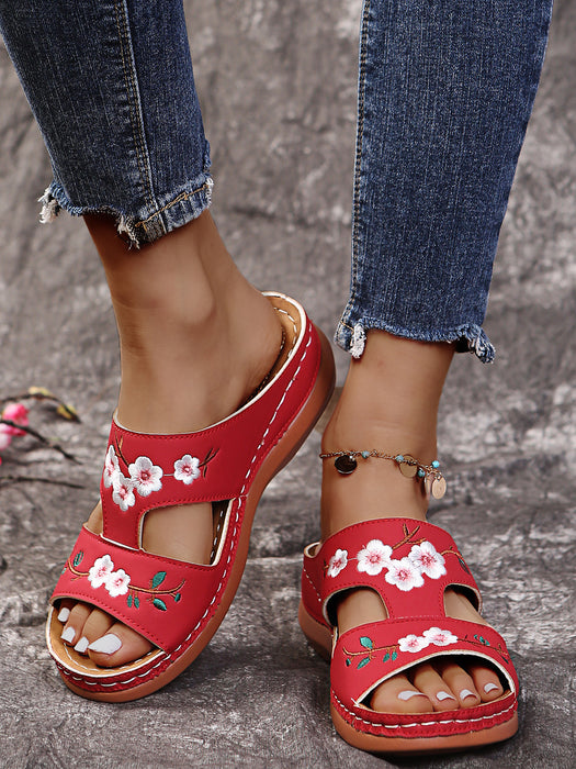Wholesale plus size slip-on slippers summer roman shoes wedge platform sandals JDC-SD-YanY002