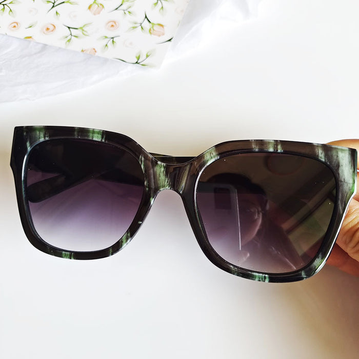 Wholesale Alloy Hinged Oval Frame Women's Large Frame Sunglasses JDC-SG-JingM014