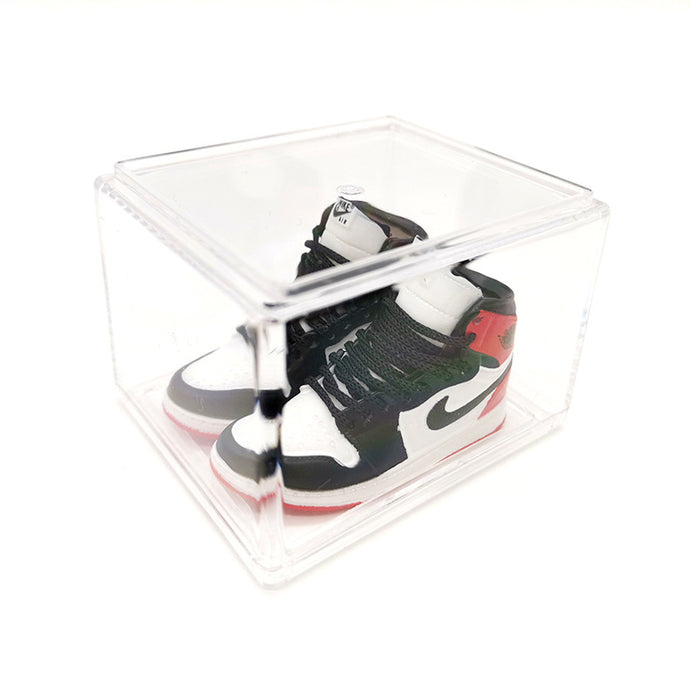 Sneakers de esmalte al por mayor de llaves de caja transparente de plástico adornos JDC-KC-TUOH008