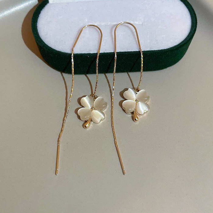 Wholesale silver needle small fresh opal four petal flower tassel earrings JDC-ES-Fengm051