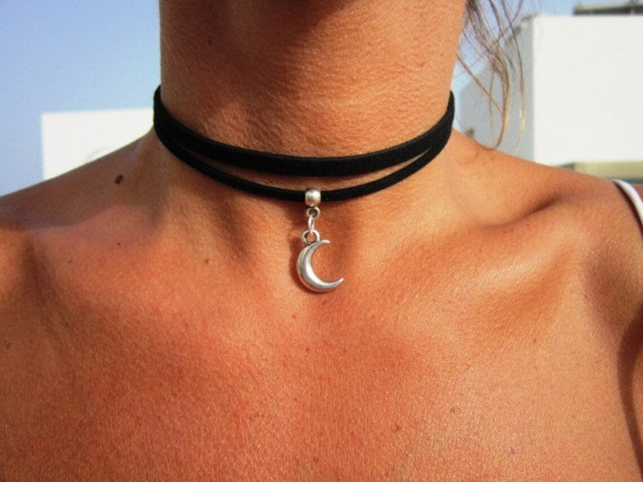 Wholesale Necklace Alloy Moon Leather Short Clavicle Chain MOQ≥2 JDC-ES-AMing003