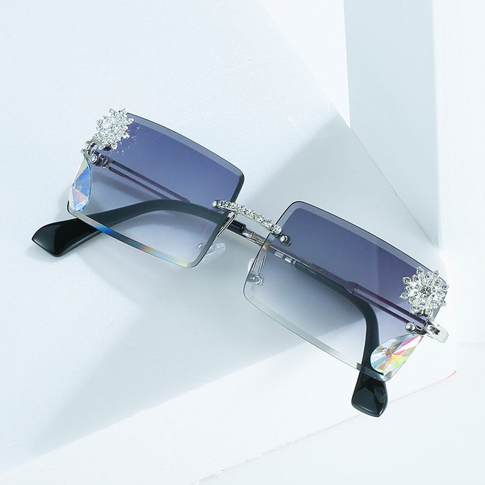 Wholesale PC Lens Diamond Small Square Sunglasses JDC-SG-XiY008