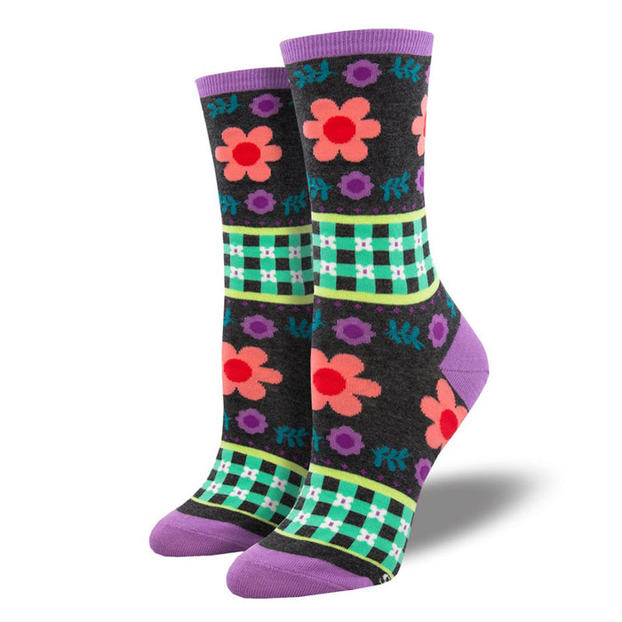 Al por mayor primavera y verano nuevos calcetines de algodón de punto para mujeres Flores de mariposa JDC-SK-Qang001