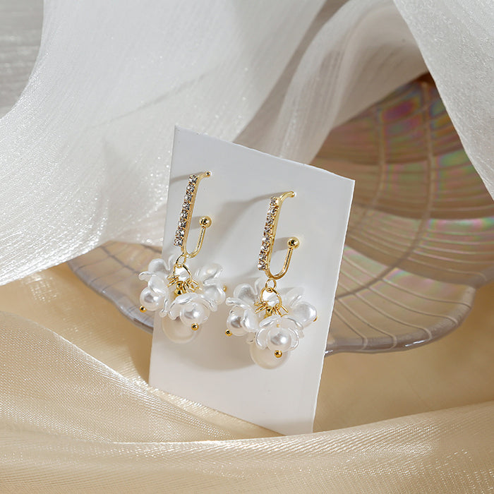 Wholesale Silver Needle Long White Pearl Flower Combination Earrings JDC-ES-Mdd022