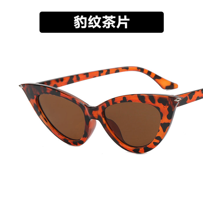 Wholesale cat eye small frame street sunglasses JDC-SG-KD172