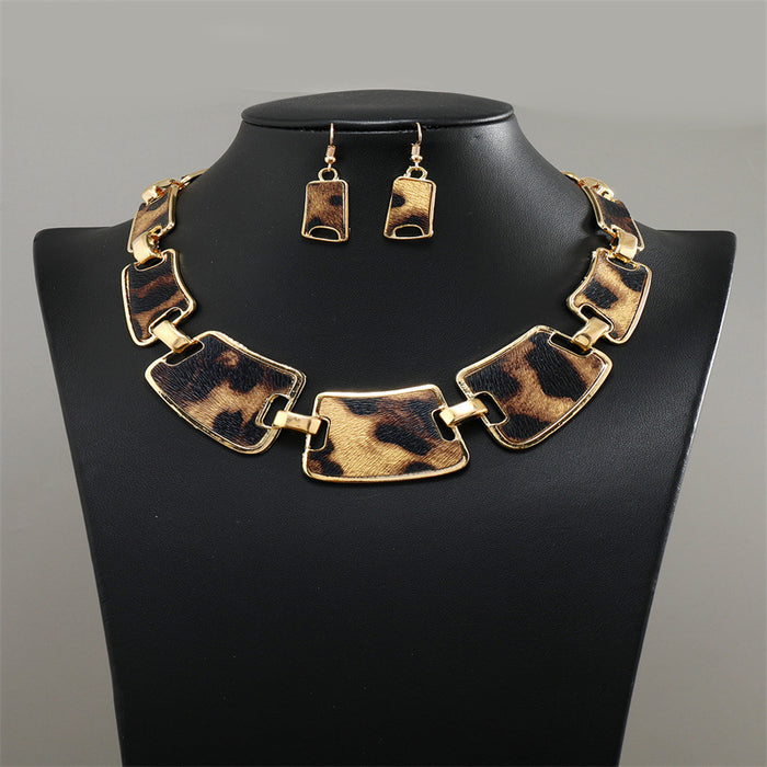 Wholesale earrings alloy vintage leopard print MQO≥2 JDC-ES-zhuoq015