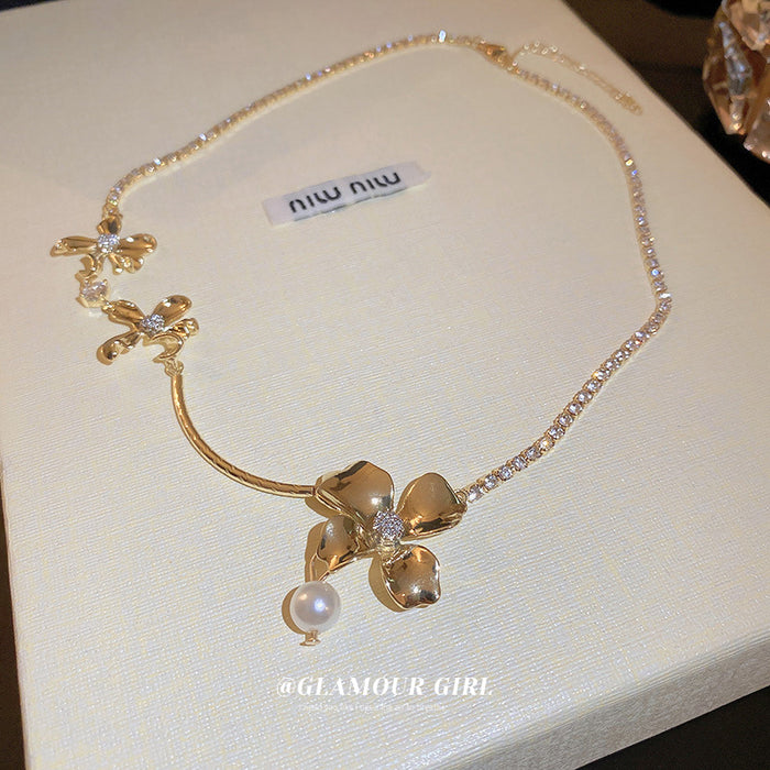 Wholesale Necklace Metal Pearl Diamond Flowers JDC-NE-BY087