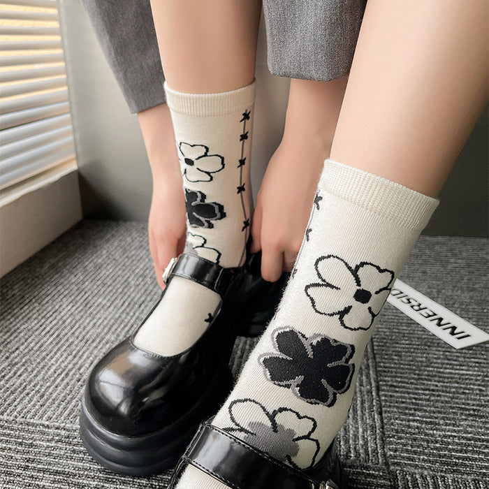 Calcetines de tubo al por mayor en blanco y negro Swein Sweat-Absorbing Breathable Socks de algodón JDC-SK-CYU016