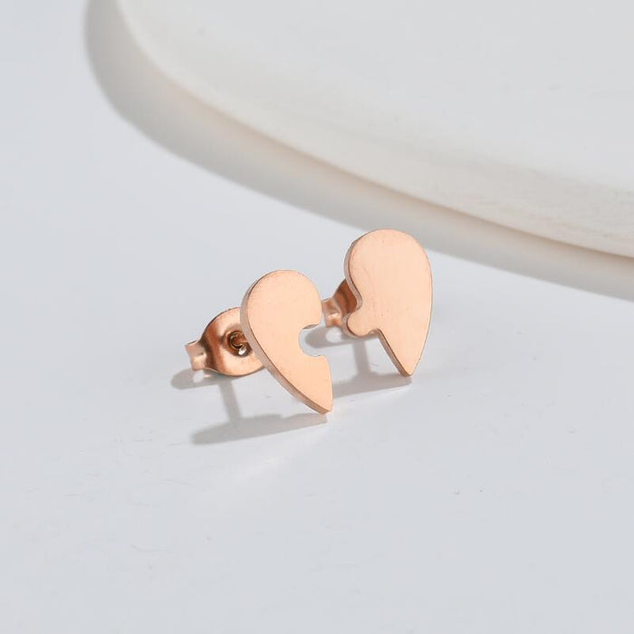 Wholesale Earrings Titanium Steel Asymmetric Puzzle Heart Earrings JDC-ES-JS002