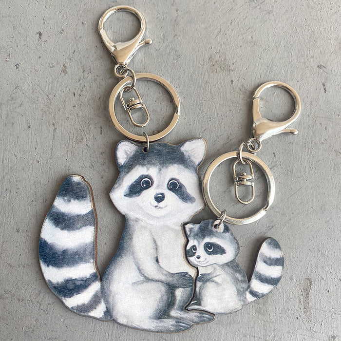 Wholesale Cat Raccoon Hedgehog Wood Keychain MOQ≥2 JDC-KC-HeYi009
