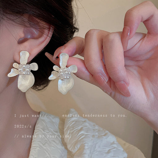 Jewelry WholesaleWholesale Pearl Flower Acrylic Earrings JDC-ES-Fengm071 Earrings 丰美 %variant_option1% %variant_option2% %variant_option3%  Factory Price JoyasDeChina Joyas De China