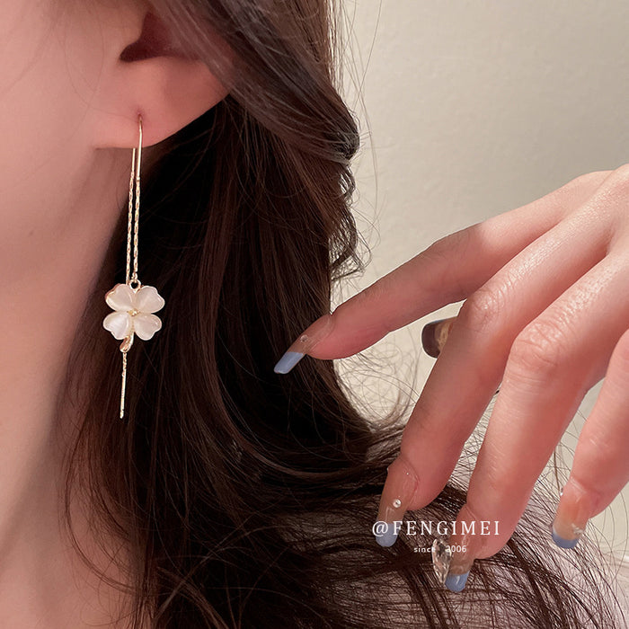 Wholesale silver needle small fresh opal four petal flower tassel earrings JDC-ES-Fengm051