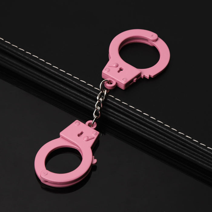 Wholesale Keychain Zinc Alloy Mini Thumb Toy Handcuff Metal MOQ≥2 JDC-KC-AShang004