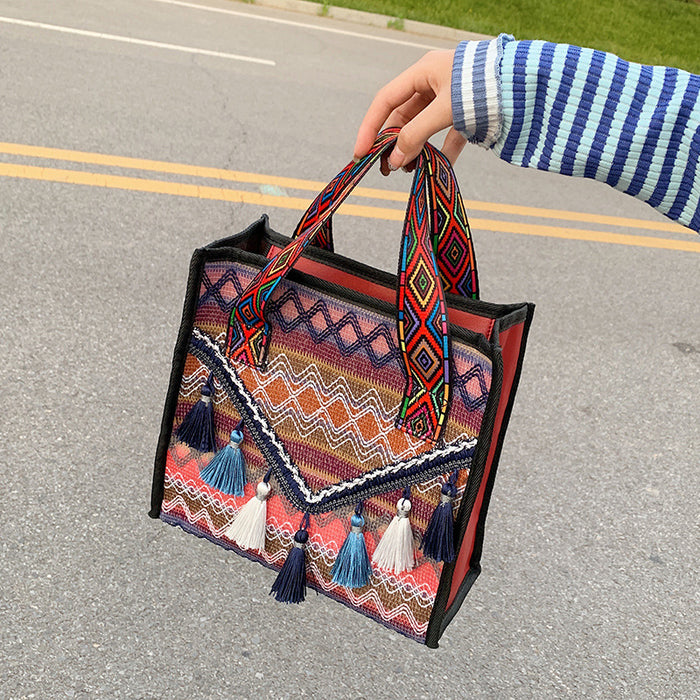 Wholesale Handbags Fabric Ethnic Style Personalized Tassel Large Capacity JDC-HB-Danze001