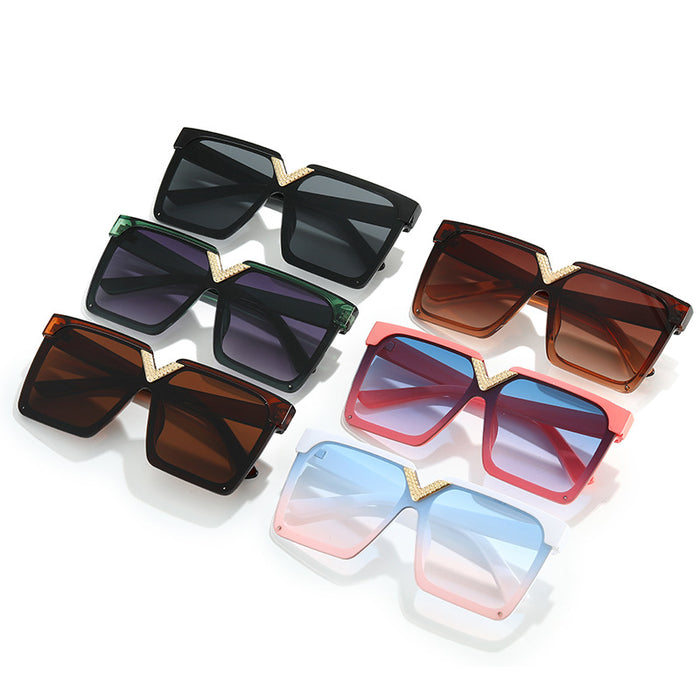 Wholesale PC Lens Square V Sunglasses JDC-SG-XiY005