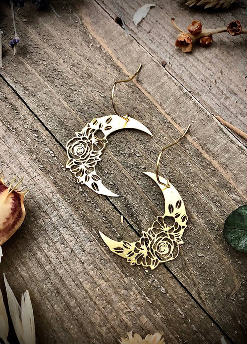 Wholesale Earrings Metal Hollow Carving Half Moon MOQ≥2 JDC-ES-TingYue009