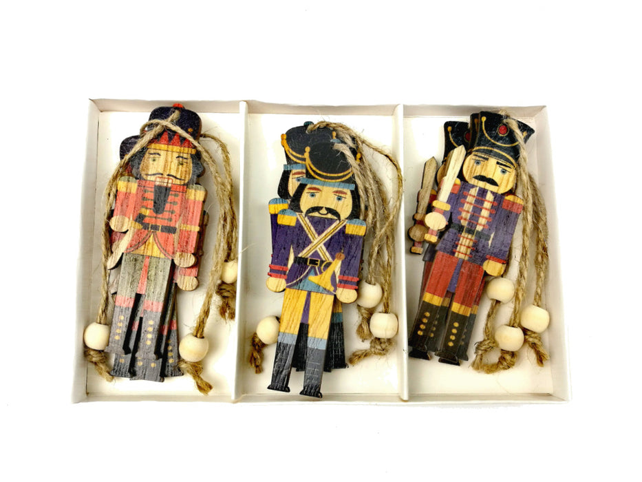Wholesale Christmas Decoration Painted Wooden Walnut Soldier Hemp Rope MOQ≥2 JDC-DCN-MeiS002