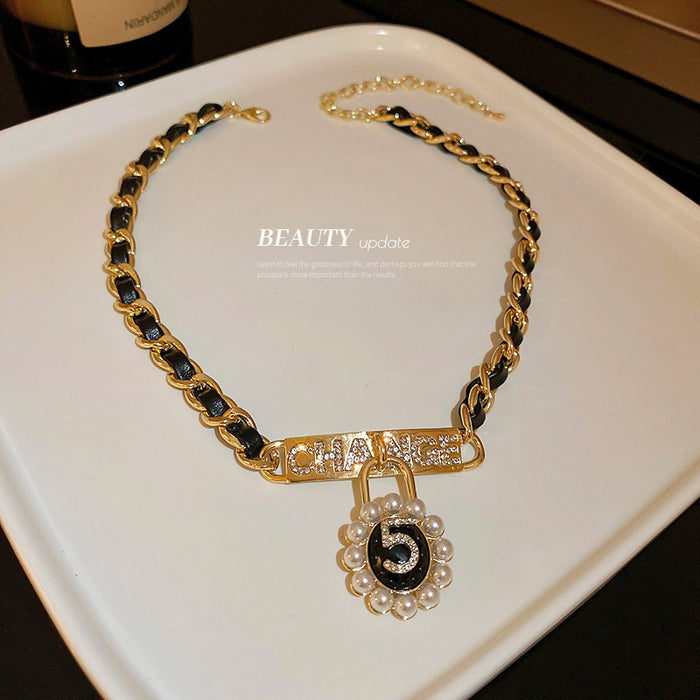 Wholesale Diamond Pearl Number Leather Braided Necklace JDC-NE-BY074