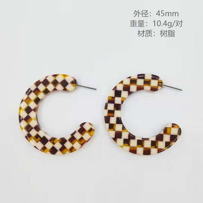 Wholesale Checkerboard C Shape Resin Earrings MOQ≥5 JDC-ES-OuZhe002