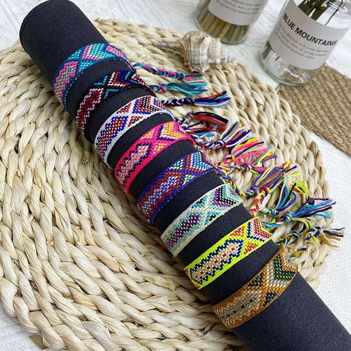 Wholesale Vintage Ethnic Multicolor Pattern Hand Woven Embroidery Tassel Bracelet JDC-BT-HeY018