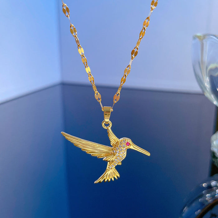 Wholesale Necklace Titanium Steel Flying Bird Woodpecker Micro Inlaid Real Gold MOQ≥2 JDC-NE-LG004