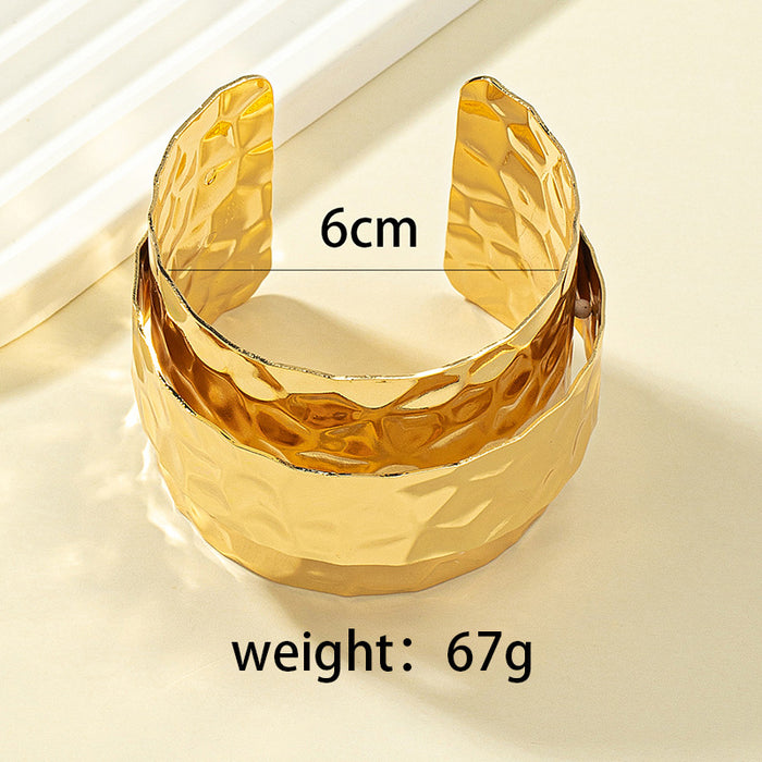 Wholesale Bracelet Alloy Wide Face Pleated Crinkle Double Open JDC-BT-AYN023