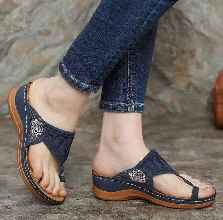 Wholesale sandals plus size women's shoes electric embroidered cap toe JDC-SD-OuG002