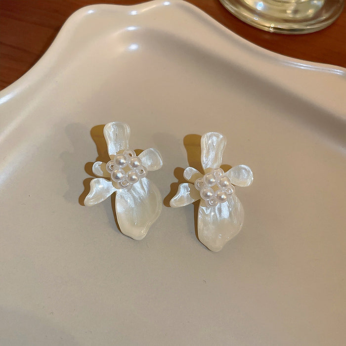 Wholesale Pearl Flower Acrylic Earrings JDC-ES-Fengm071