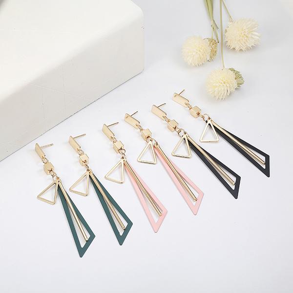 Bulk Jewelry Hollow Triangle Alloy Earrings wholesale JDC-ES-b031 Wholesale factory from China YIWU China