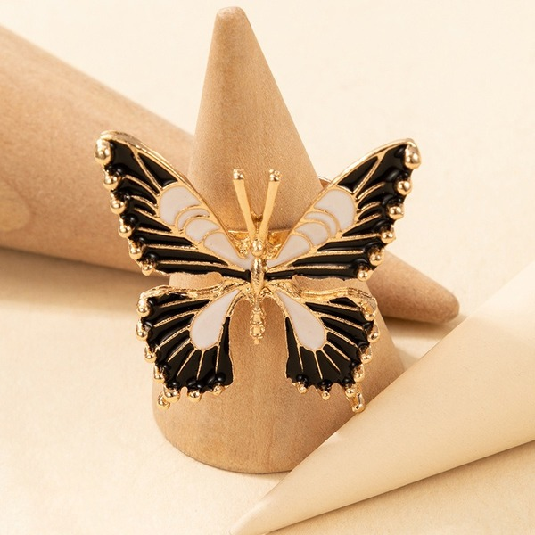 Bulk Jewelry Wholesale Alloy Golden Butterfly Creative Retro Insect Ring JDC-RS-C179 Wholesale factory from China YIWU China