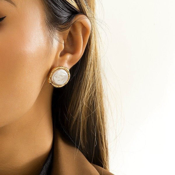 Wholesale alloy imitation pearl copper stud earrings JDC-ES-DN033 Earrings 道妮 Wholesale Jewelry JoyasDeChina Joyas De China