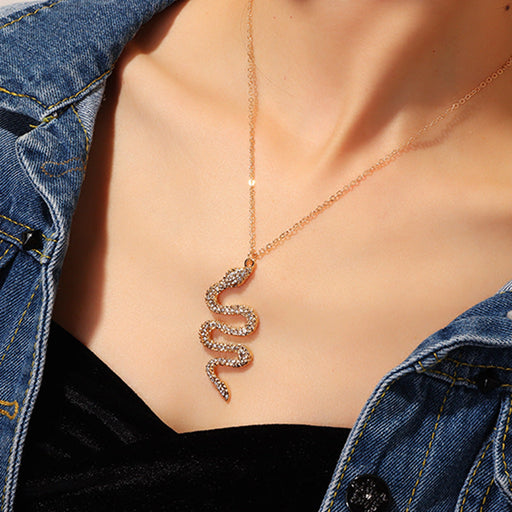 Wholesale alloy Rhinestone snake necklace JDC-NE-NZ036 Necklaces 奈珠 Wholesale Jewelry JoyasDeChina Joyas De China