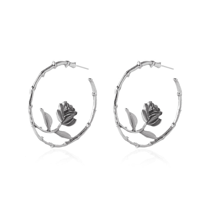 Wholesale alloy rose flower hollow earrings JDC-ES-D553 Earrings JoyasDeChinaProduct Descriptions Weight: 15g Product Type: Earrings Brand:? JoyasDeChina Material: alloy Shipping Delivery Time = Processing Time + Shipping Time Method Shipping Time Standard Shipping 14-26 Working Days Expedited Shipping 4-6 Working Days 02 White Wholesale Jewelry JoyasDeChina Joyas De China
