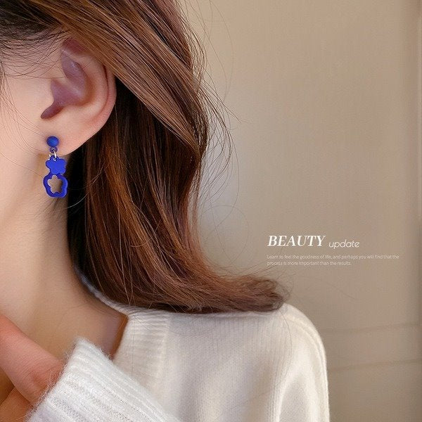 Wholesale Alloy Silver Needle Klein Blue Hollow Flower Earrings JDC-ES-BY170 Earrings 宝钰 Wholesale Jewelry JoyasDeChina Joyas De China