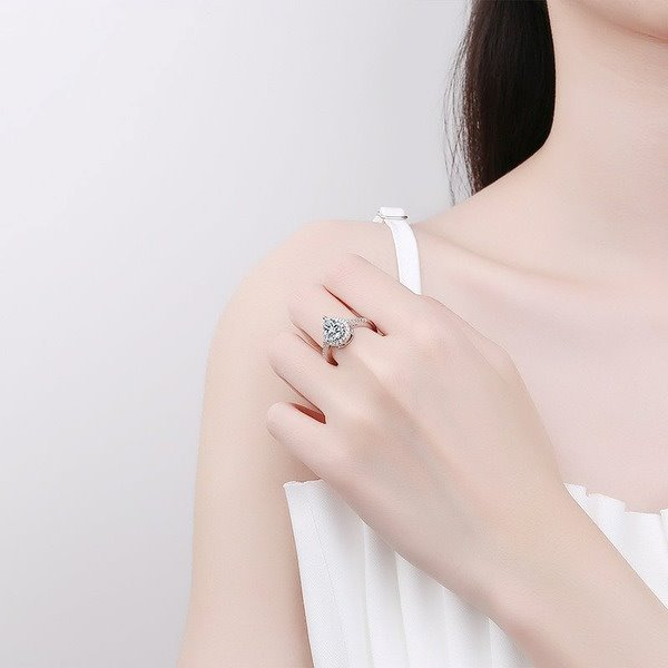 Wholesale alloy zircon drop-shaped ring Sterling Silver Jewelry JDC-RS-BLX039 Rings 宝来兴 Wholesale Jewelry JoyasDeChina Joyas De China