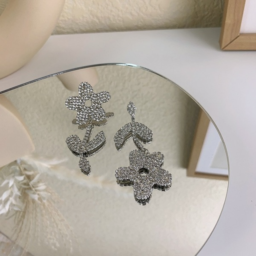 Wholesale asymmetric flower alloy earrings JDC-ES-W358 Earrings JoyasDeChina Wholesale Jewelry JoyasDeChina Joyas De China
