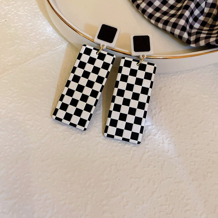 Wholesale black and White Checkered alloy earrings JDC-ES-BY-106 Earrings 宝钰 9 Wholesale Jewelry JoyasDeChina Joyas De China