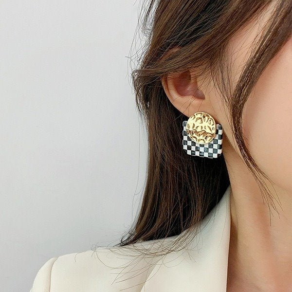 Wholesale black and white lattice alloy earrings JDC-ES-A069 Earrings 妙雅 Wholesale Jewelry JoyasDeChina Joyas De China