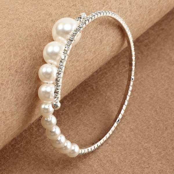 Bulk Jewelry Wholesale Bracelet Silver pearl with diamonds Alloy JDC-BT-e225 Wholesale factory from China YIWU China