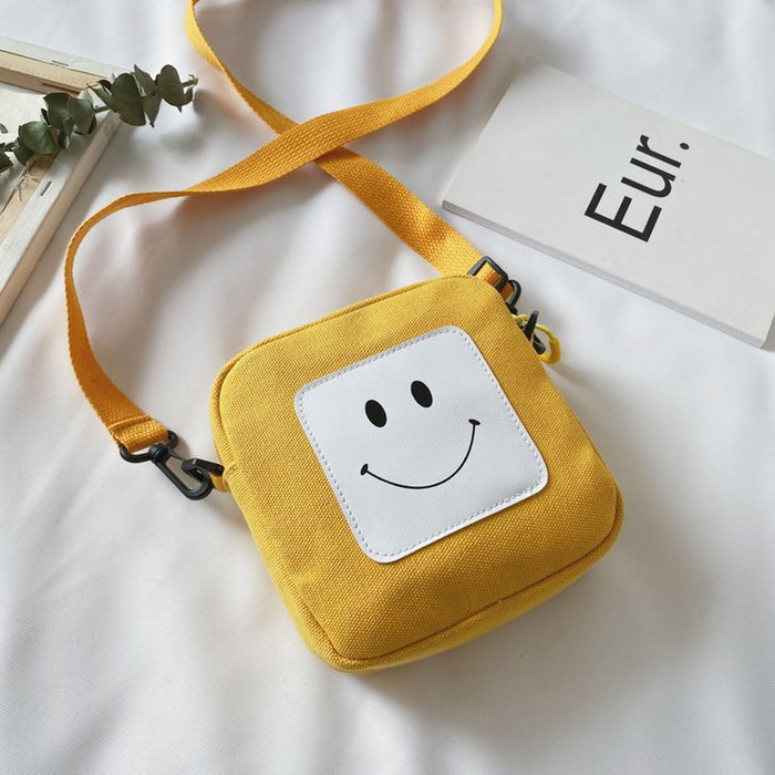 Wholesale Canvas Smiley Cute Messenger Bag JDC-SD-KR045 Shoulder Bags 坤然 yellow Wholesale Jewelry JoyasDeChina Joyas De China