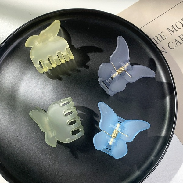 Bulk Jewelry Wholesale colorful acrylic butterfly shape gripper JDC-HC-RXH001 Wholesale factory from China YIWU China