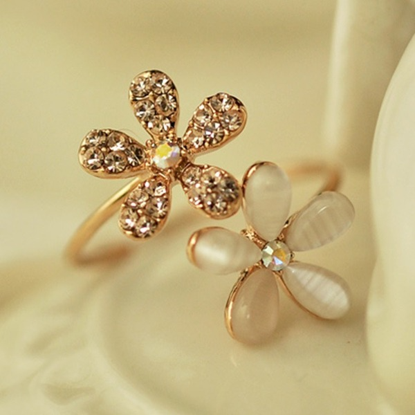 Bulk Jewelry Wholesale copper opal flower micro inlaid diamond five leaf flower rings JDC-RS-MH022 Wholesale factory from China YIWU China